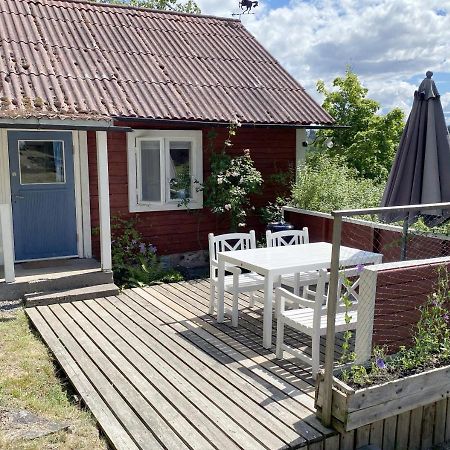 18Th Century Farm Cottage Valdemarsvik Exteriör bild